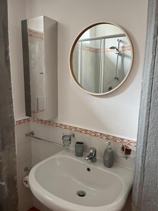 Ey Home Charme&Relax Bergamo Bagian luar foto